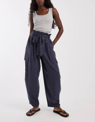 Asos Design Soft Cargo Balloon Pants With Belt In Navy