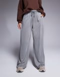[ASOS DESIGN] ASOS DESIGN soft handle wide leg pants with tie waist in light grey 4 Light Grey