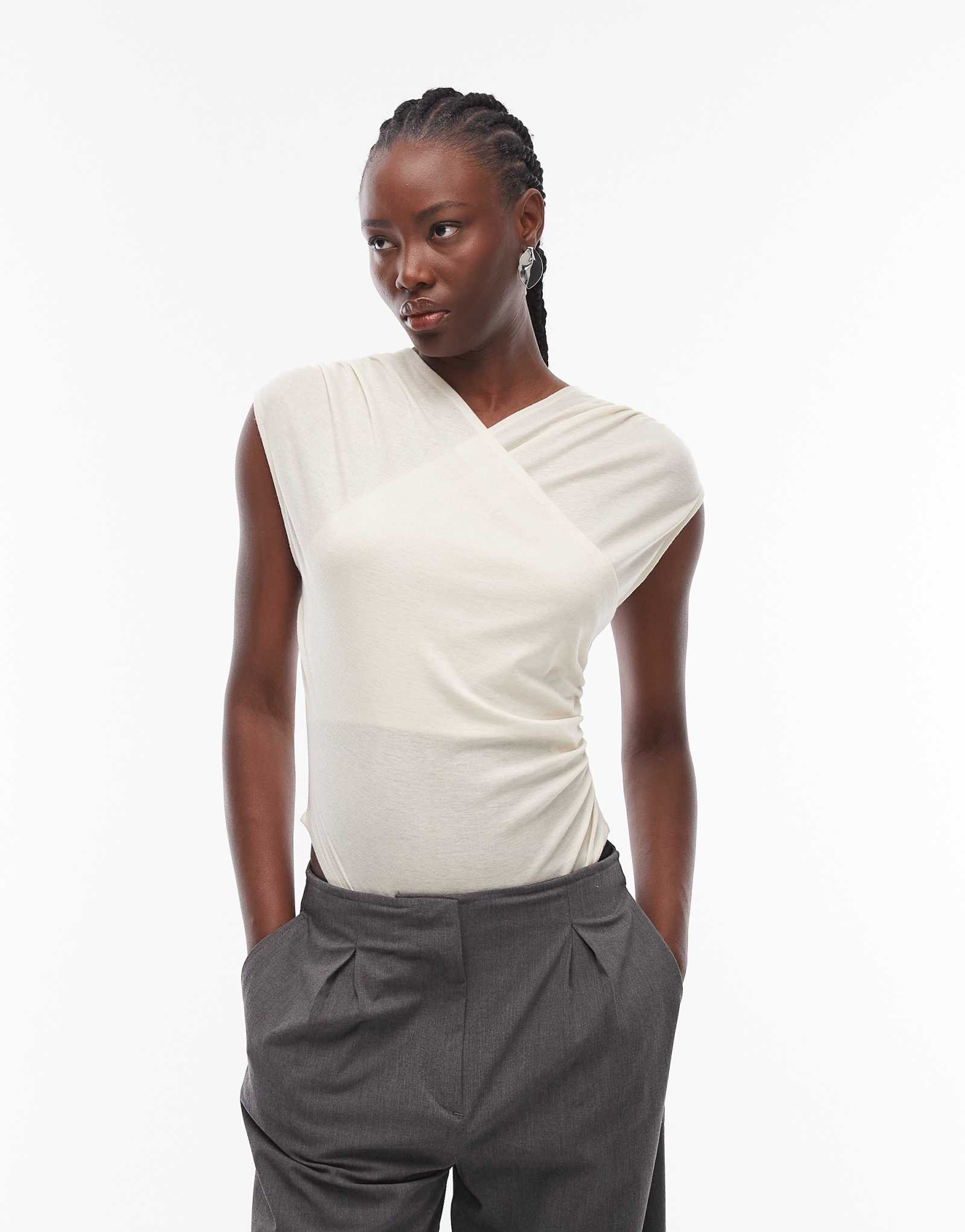 Боди из мягкого джерси с драпировкой ASOS DESIGN кремового цвета