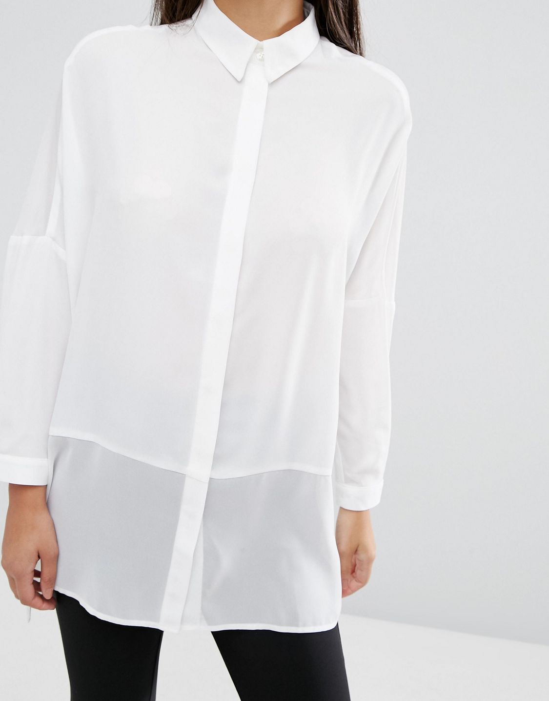Белая прозрачная рубашка