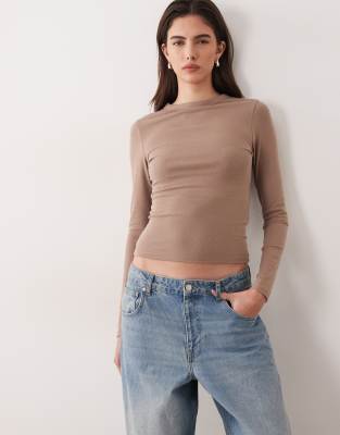 ASOS DESIGN 3890₽