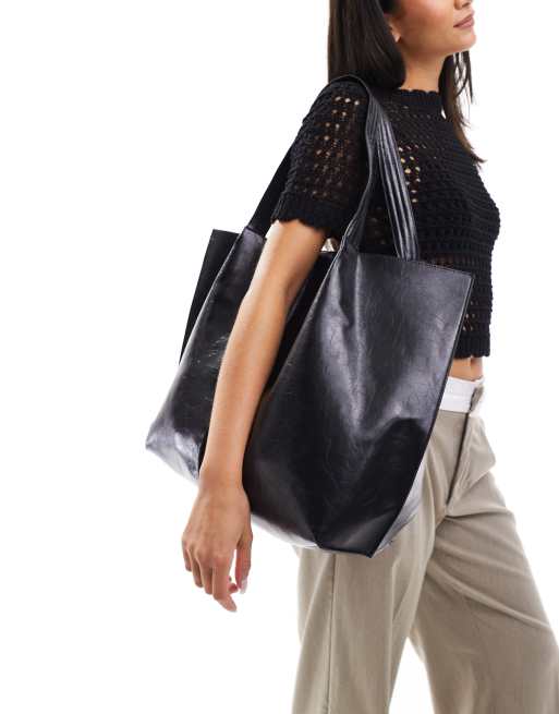 ASOS DESIGN soft pleat detail tote bag in black, 2 of 4