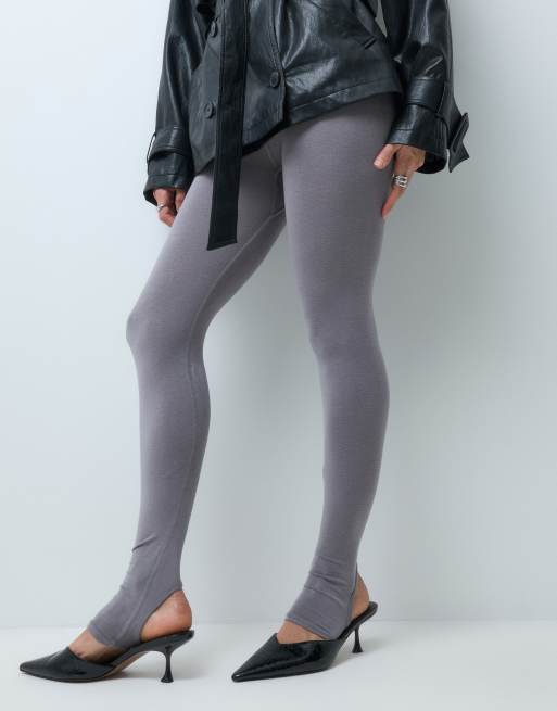 ASOS DESIGN soft seamless stirrup legging in grey, 5 of 5