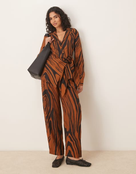 ASOS DESIGN soft tapered trousers & drape front shirt co-ord in in abstract print - view 1