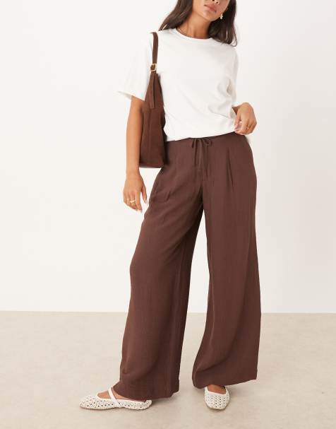 ASOS DESIGN soft texture wide leg trousers with contrast stitch in chocolate - view 1
