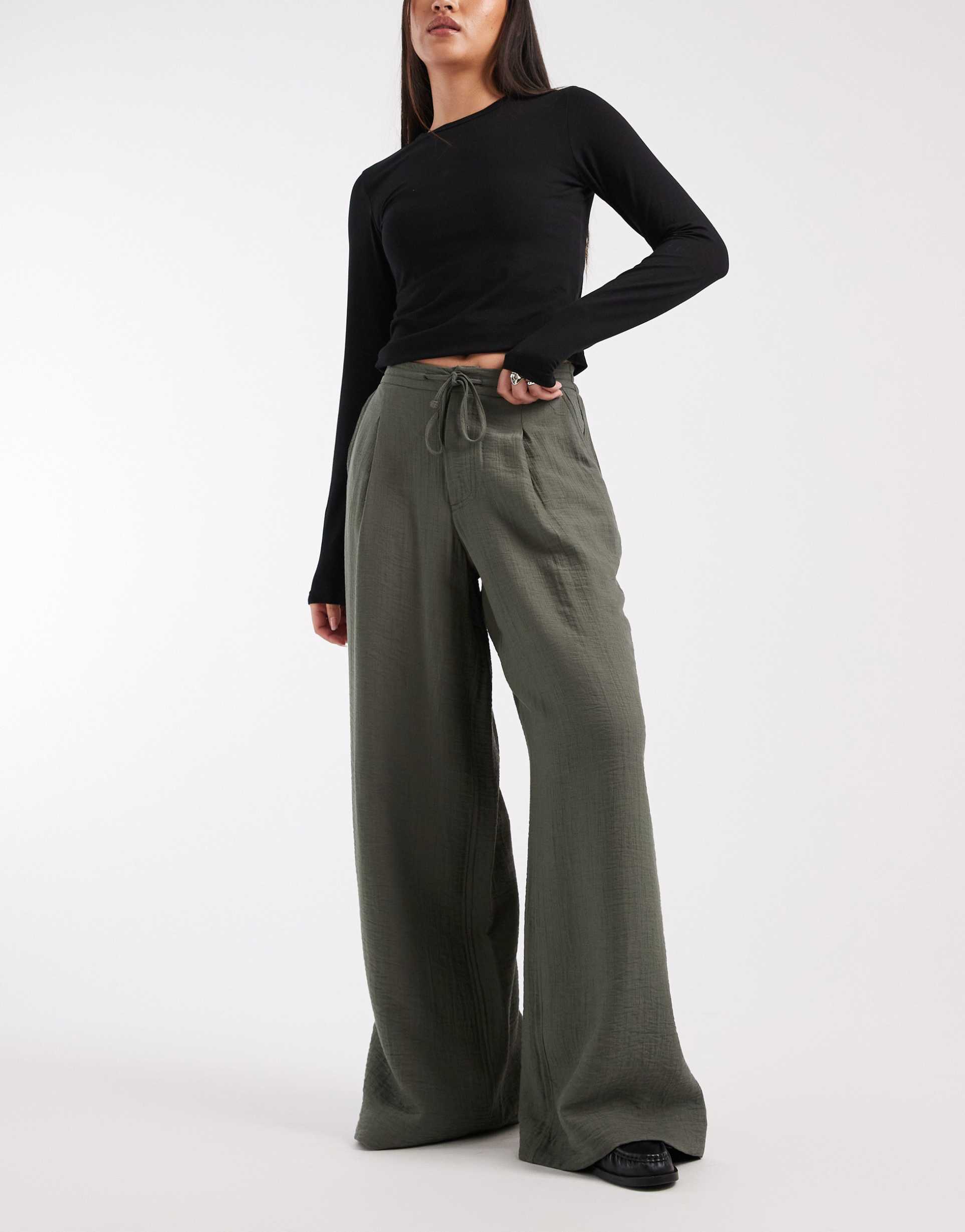 asos design soft textured wide leg pants in mid green