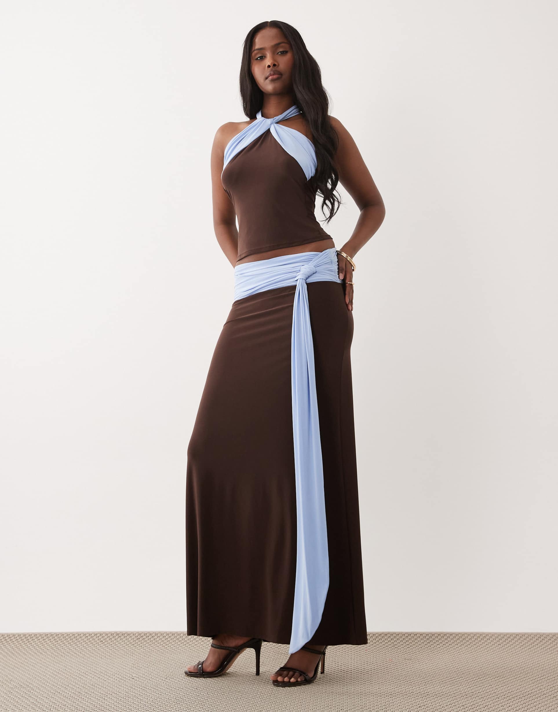 asos design soft touch contrast sash waist maxi skirt in chocolate - part of a set