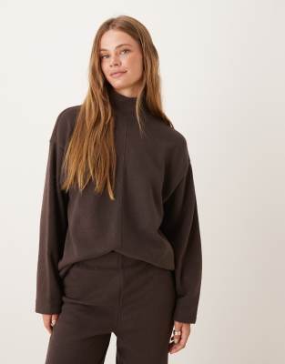 Asos Design Soft Touch Seam Front Longline Turtleneck Sweater In Brown