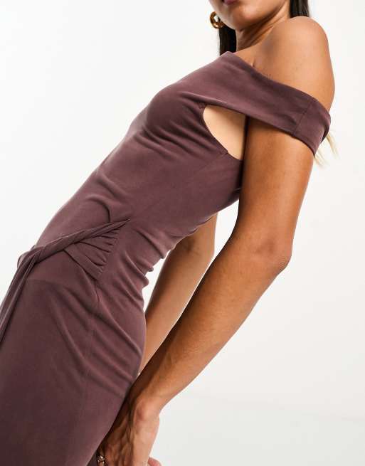 ASOS DESIGN soft touch twist front maxi dress with sarong detail in chocolate , 3 of 4