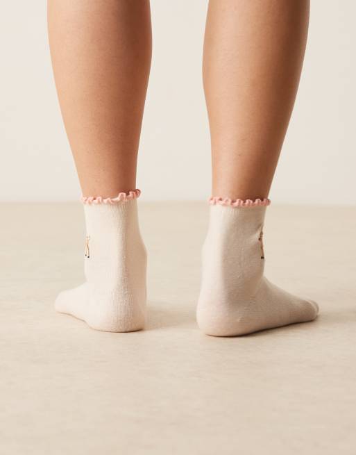 ASOS DESIGN - Sokken met geborduurd hertendesign en ruches in roze, 3 van 3