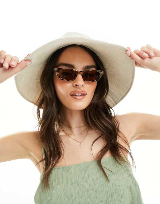 ASOS DESIGN – Solhatt i naturligt material med brett brätte, 2 av 4