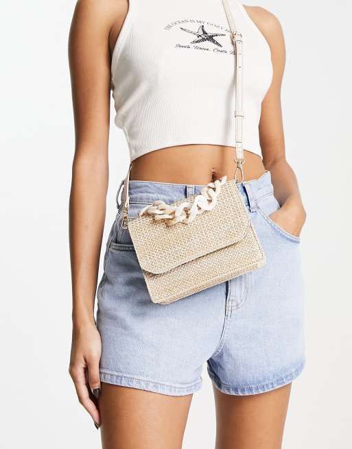 ASOS DESIGN – Słomkowa torebka crossbody z uchwytem z tworzywa i odpinanym paskiem 