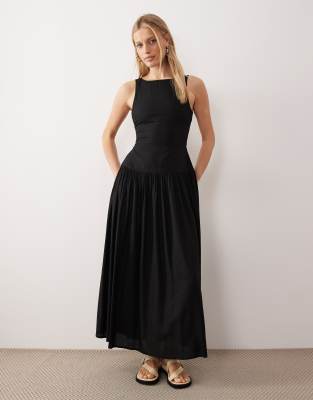 Sommerkleid in Maxilänge in Schwarz mit Ringerrücken und Zierausschnitt hinten Schwarz 38