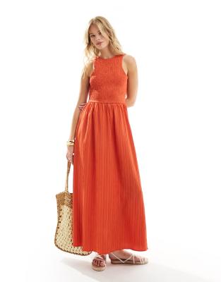 ASOS DESIGN - Sommerliches Midikleid in Karottenorange mit Knitterstruktur, U-Ausschnitt hinten und Racer-Design