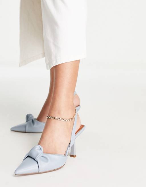 ASOS DESIGN – Soraya – Niebieskie buty na średnim obcasie z węzłem i paskiem za piętą
