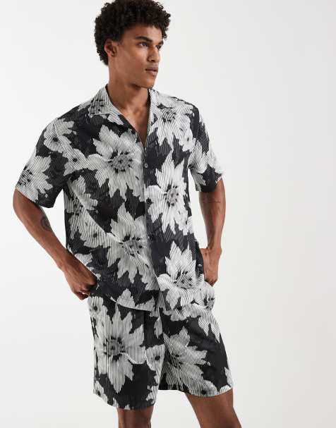 ASOS DESIGN - Sort afslappet skjorte med reverskrave og blomstermønster - Del af sæt - view 1