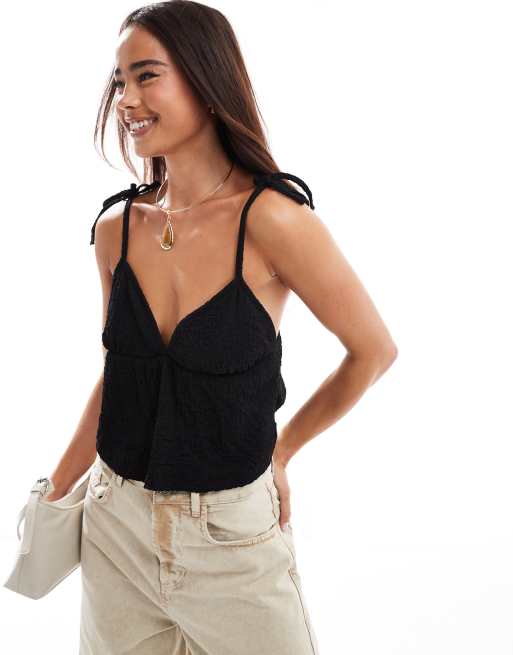 ASOS DESIGN - Sort babydoll-top med tekstur og cami-bindestropper
