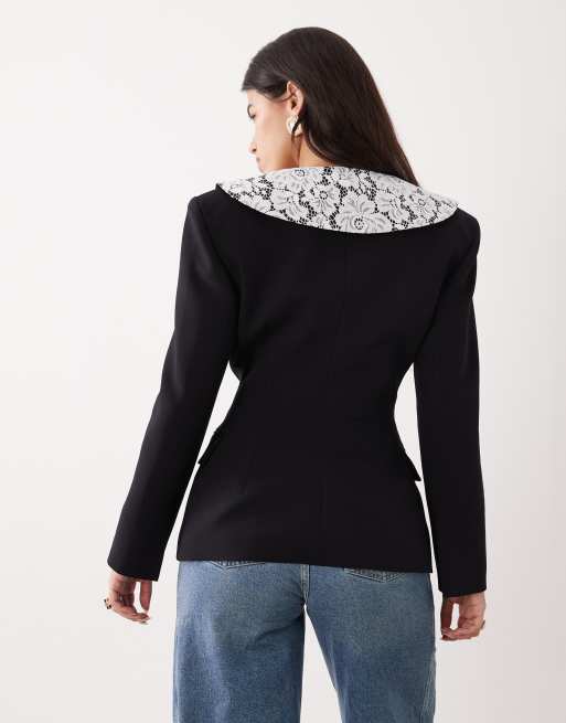 ASOS DESIGN - Sort blazer med indsyet talje og blondekrave, 4 af 4