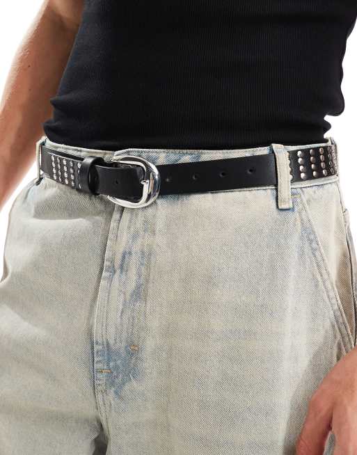 ASOS DESIGN - Sort bælte i imiteret læder med sølvfarvede og metalfarvede nitter