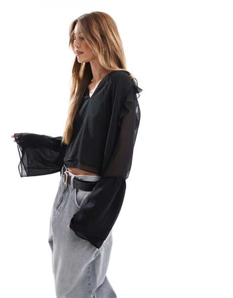 ASOS DESIGN - Sort bluse med chiffon-ærmer - view 1