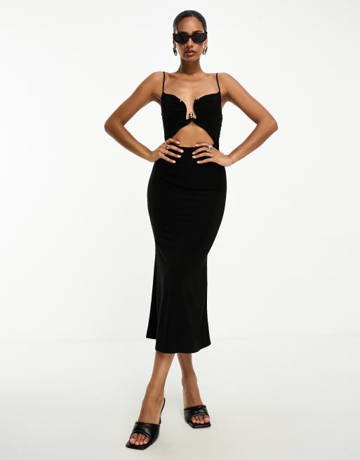 ASOS DESIGN - Sort cami-midikjole med udskæring og guldfarvet detalje, 2 af 4
