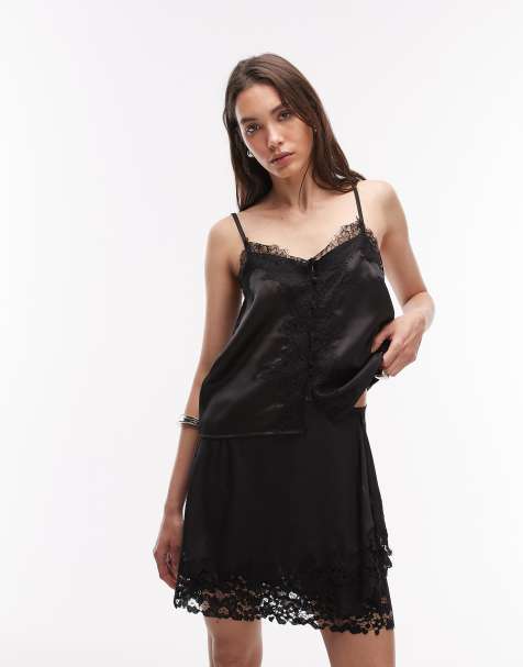 ASOS DESIGN - Sort cami-top i satin med blondekant og bindebånd - view 1