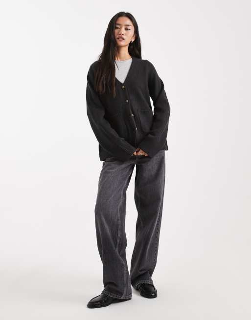 ASOS DESIGN - Sort cardigan med indsyning i taljen og V-hals samt lommedetalje, 2 af 4