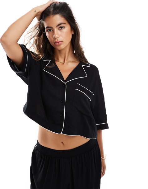 ASOS DESIGN - Sort crop-pyjamasskjorte med kontrastkanter - view 1