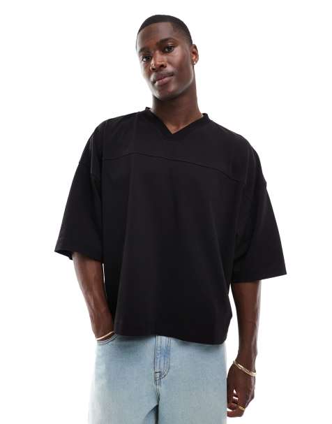 ASOS DESIGN - Sort ekstremt oversized T-shirt med sømdetaljer og V-hals i kraftigt stof - view 1