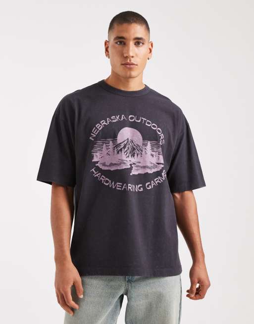 ASOS DESIGN - Sort forvasket og oversized T-shirt i kraftigt materiale med bygrafik