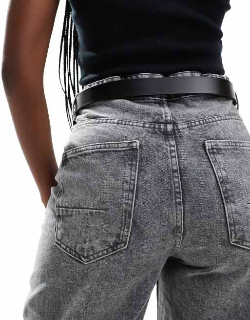 ASOS DESIGN - Sort hofte- og talje-bælte til jeans i læder med sølvfarvet spænde, 4 af 4