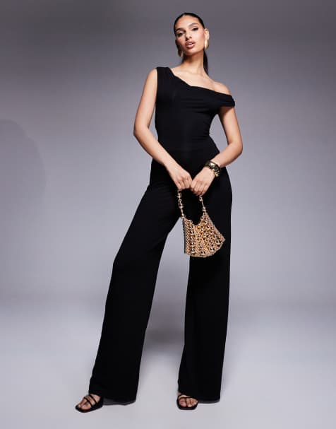 ASOS DESIGN - Sort jumpsuit med sænket og snoet skulder og rygsnører - view 1