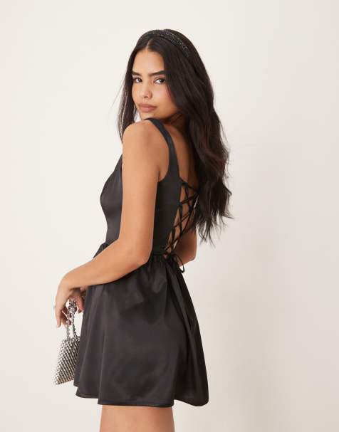 ASOS DESIGN - Sort korset-minikjole med struktur i satin - view 1