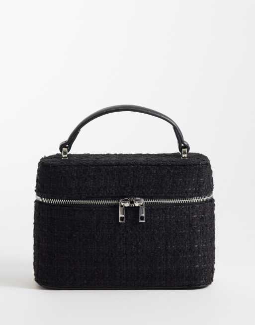 ASOS DESIGN - Sort kosmetiktaske med aftagelig crossbody-rem i bouclé