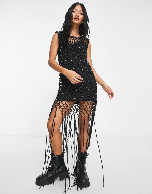 ASOS DESIGN - Sort macrame-minikjole uden ærmer med nitter og frynser forneden