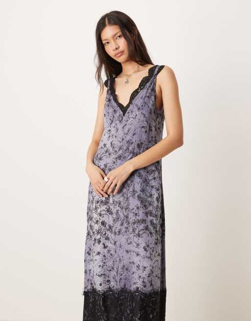 ASOS DESIGN - Sort maxikjole i krøllet satin med blondedetaljer og v-hals samt blomstermønster, 2 af 4