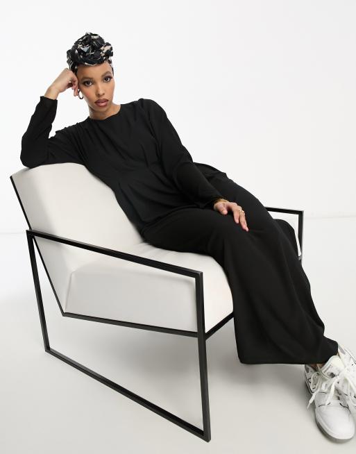 ASOS DESIGN - Sort maxikjole med plisserede detaljer i taljen