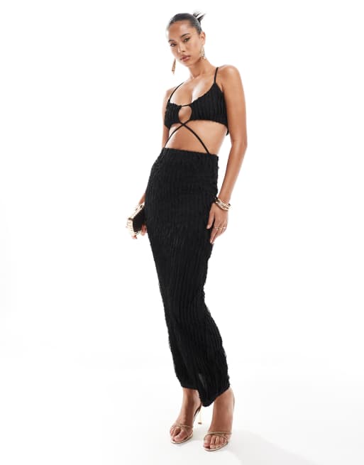 ASOS DESIGN - Sort maxikjole med tekstur og flæser samt udskæring og camistropper