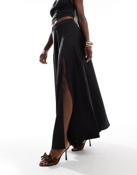 ASOS DESIGN - Sort maxinederdel med slidsdetalje i satin - view 1