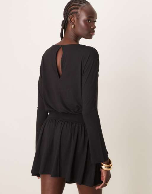 ASOS DESIGN - Sort minikjole med halsudskæring og sænket talje med indsyede detaljer, 4 af 4