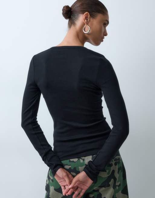 ASOS DESIGN - Sort minimalistisk tætsiddende top med lange ærmer, 3 af 4