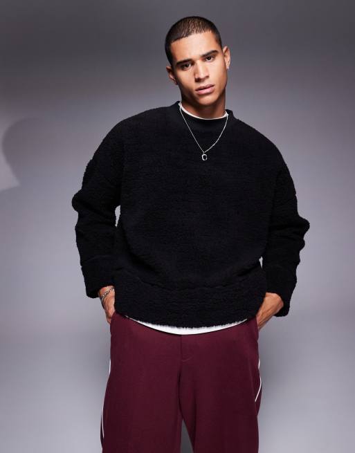 ASOS DESIGN - Sort og cropped sweatshirt med ekstremt oversized pasform i imiteret lammeskind