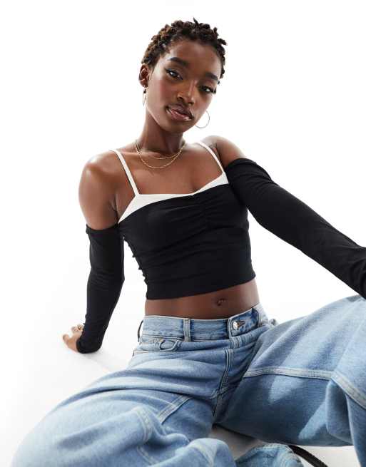 ASOS DESIGN - Sort og hvid cold shoulder-cami-top med kontrastdetaljer 