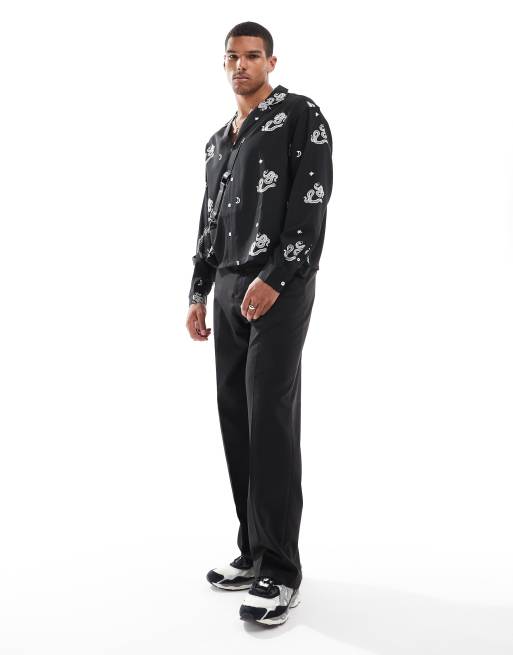 ASOS DESIGN - Sort og oversized skjorte i firkantet pasform med dyb reverskrave og slangeprint, 2 af 4