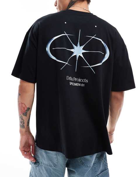 ASOS DESIGN - Sort og oversized T-shirt med print med kromeffekt på ryggen - view 1