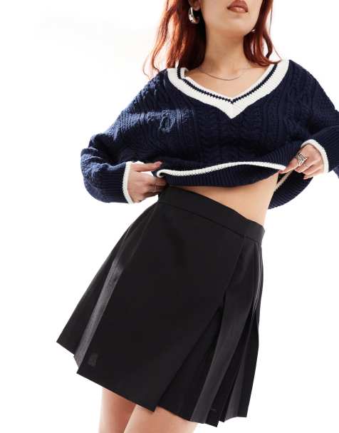 ASOS DESIGN - Sort og skræddersyet mininederdel med plisseringer - view 1