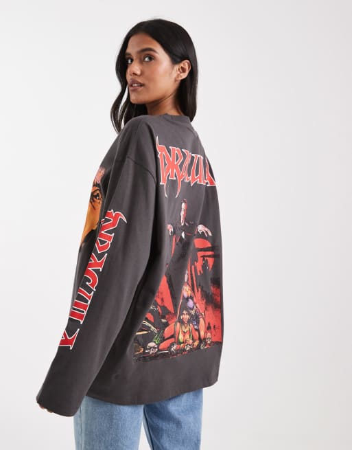 ASOS DESIGN - Sort oversized skater-T-shirt med lange ærmer og licenseret 'Dracula'-print