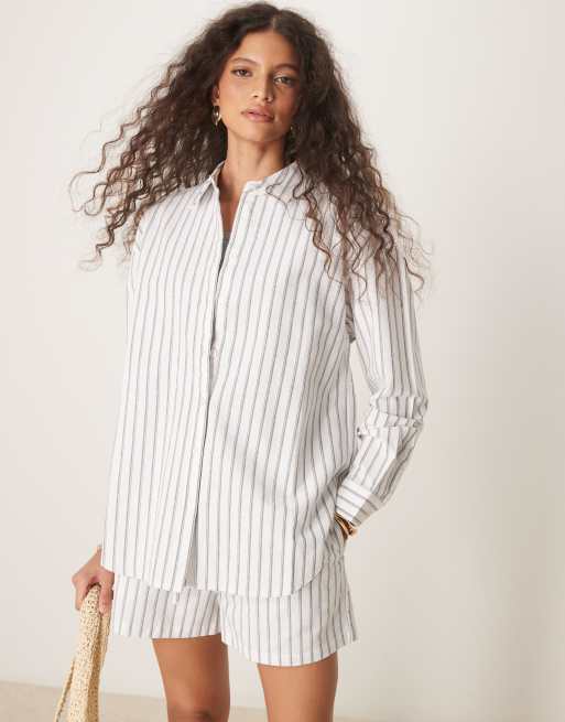 ASOS DESIGN - Sort oversized skjorte med striber i hørlook - Del af sæt 