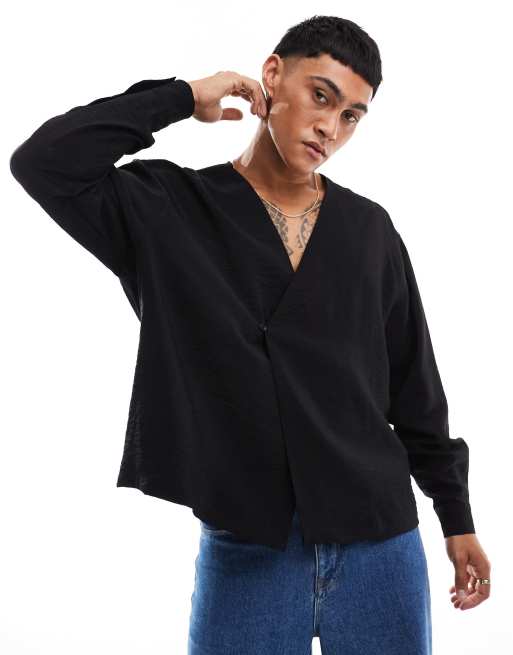 ASOS DESIGN - Sort oversized slå om-skjorte i krølstof i firkantet pasform