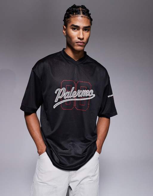 ASOS DESIGN - Sort oversized T-shirt i sportsmesh med cut-and-sew-detaljer og sportsgrafik